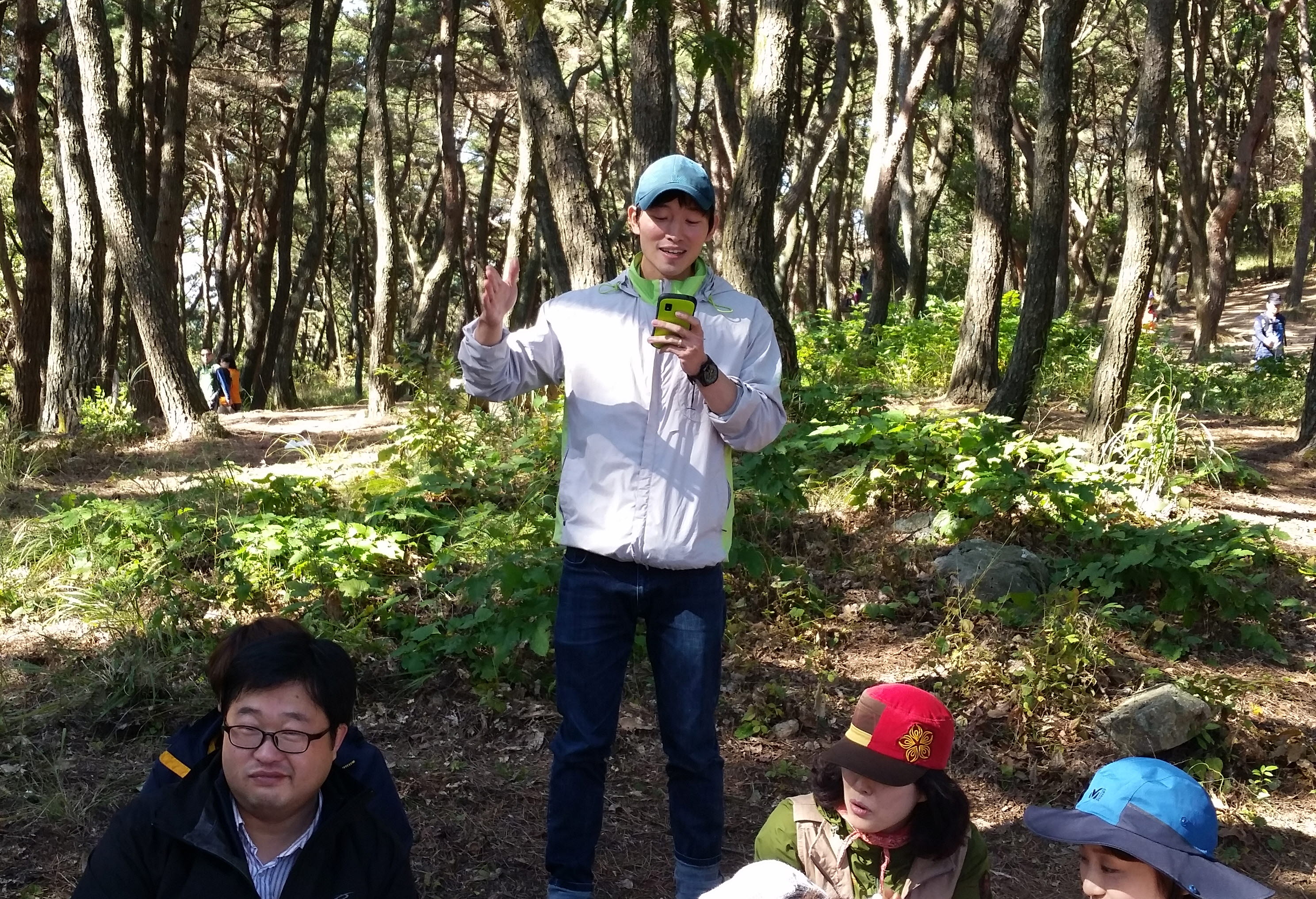 2014 가을산행 in 금정산(8) 사본 -김성완샘3.jpg